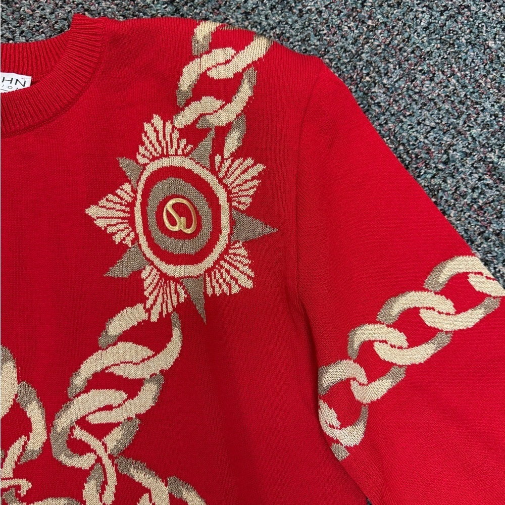 Vintage ST JOHN Collection Red & Gold Paris Charm Bracelet Graphic Sweater-M - Picture 2 of 7